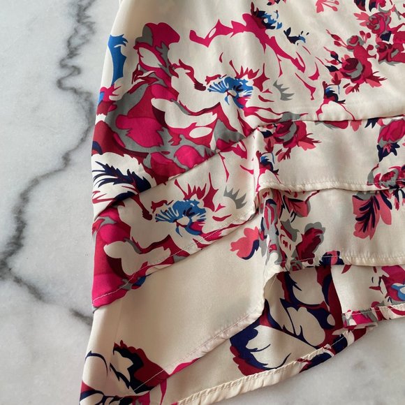 Eight Sixty Cream and Floral Silk Tank - Picture 7 of 10